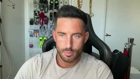 Brett Mycles online show from 06/01/26, 01:35