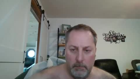 hey online show from 01/28/25, 09:19