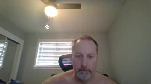 hey online show from 03/08/26, 04:22