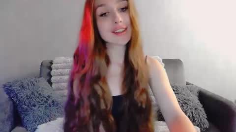 bri_fox online show from 06/18/26, 09:41