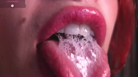 Bri  online show from 12/05/25, 03:37