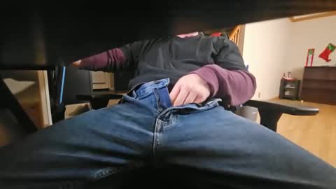 brian7891012 online show from 12/29/24, 04:05