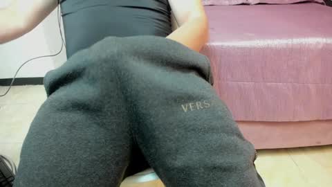 Snapshot of brian_chiki chatting on 01/29/25, 12:54 Brian Chiki online show from 01/29/25, 12:54