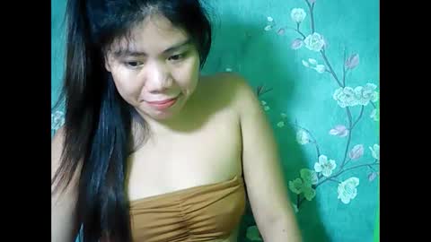 Snapshot of briana311387 chatting on 02/13/25, 12:02 im birana online show from 02/13/25, 12:02