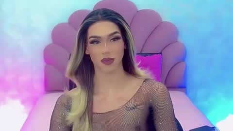 BRIANA online show from 01/18/25, 05:10