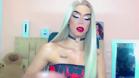 BRIANA online show from 01/19/26, 04:49