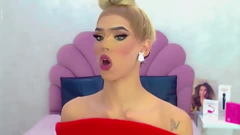 BRIANA online show from 03/19/26, 08:07