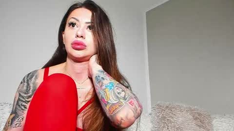brianadiamondxxx online show from 05/25/26, 06:19
