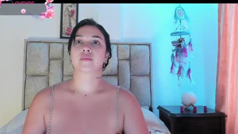 Snapshot of brianaguzman chatting on 09/18/25, 06:54 online show from 09/18/25, 06:54