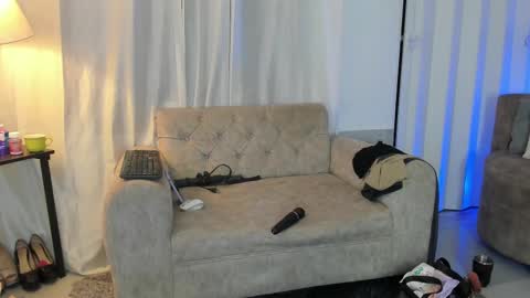 Snapshot of brianaharrizoon1 chatting on 02/19/25, 01:39 briana online show from 02/19/25, 01:39