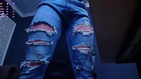 Snapshot of brianhunts chatting on 11/24/25, 05:40 Brian online show from 11/24/25, 05:40