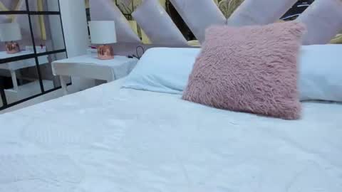 Snapshot of briannahill_ chatting on 10/07/25, 11:29 Brianna online show from 10/07/25, 11:29