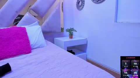 Snapshot of briannahill_ chatting on 10/17/25, 11:35 Brianna online show from 10/17/25, 11:35