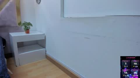 Snapshot of briannahill_ chatting on 10/18/25, 11:55 Brianna online show from 10/18/25, 11:55