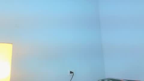 Snapshot of briannna_x chatting on 12/18/25, 09:10 BRIANNA online show from 12/18/25, 09:10