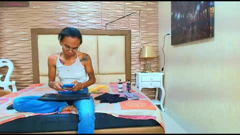 BRIANROSS online show from 02/25/26, 01:37