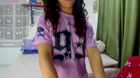 Snapshot of briar_05 chatting on 11/14/25, 02:32 Briar online show from 11/14/25, 02:32