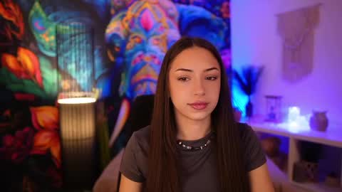 Snapshot of briar_rose18 chatting on 03/03/25, 01:20 Briar Rose online show from 03/03/25, 01:20