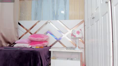 Snapshot of briggittebony chatting on 11/14/25, 07:07 BIRGGITTEBONY online show from 11/14/25, 07:07