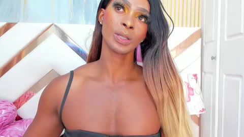 Snapshot of briggittebony chatting on 12/22/25, 11:13 BIRGGITTEBONY online show from 12/22/25, 11:13