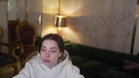 Diamonds Girls online show from 12/01/25, 07:57