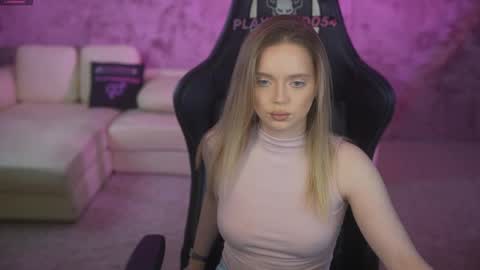 Diamonds Girls online show from 04/07/26, 08:04