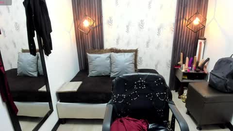 BRIGITTE online show from 02/08/25, 03:31