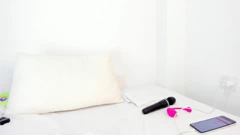 Snapshot of brigittewright chatting on 12/14/25, 11:26 BrigitteWright online show from 12/14/25, 11:26