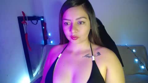 Snapshot of brihana21 chatting on 09/14/25, 12:54 Bri your Favorite online show from 09/14/25, 12:54