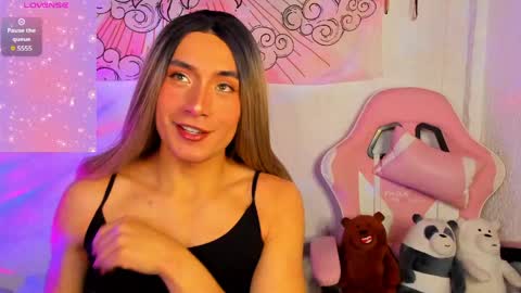 Snapshot of brihanna_cooper chatting on 05/12/26, 03:09 bri online show from 05/12/26, 03:09