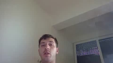 Snapshot of brii0000 chatting on 12/24/24, 12:22 brii0000 online show from 12/24/24, 12:22