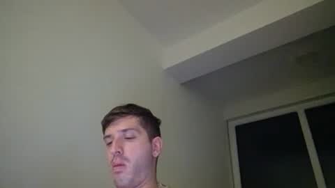 Snapshot of brii0000 chatting on 12/24/24, 07:11 brii0000 online show from 12/24/24, 07:11