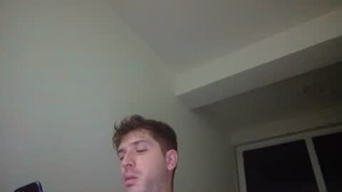 Snapshot of brii0000 chatting on 01/29/25, 08:04 brii0000 online show from 01/29/25, 08:04