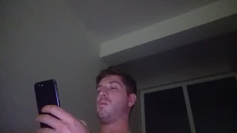 Snapshot of brii0000 chatting on 02/01/25, 10:44 brii0000 online show from 02/01/25, 10:44