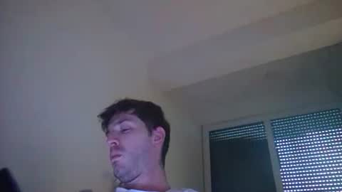 Snapshot of brii0000 chatting on 02/17/25, 11:34 brii0000 online show from 02/17/25, 11:34