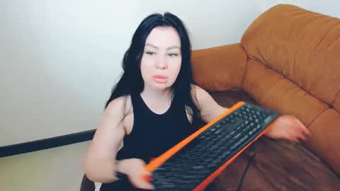 Snapshot of brilliantegirl_ chatting on 02/04/26, 10:32 brilliantegirl_ online show from 02/04/26, 10:32