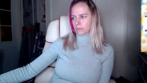 brilliantly online show from 10/31/25, 08:04