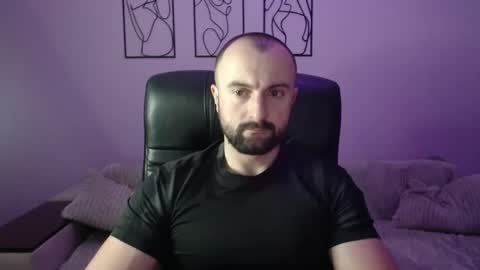 brindlefly69 online show from 12/05/25, 11:41