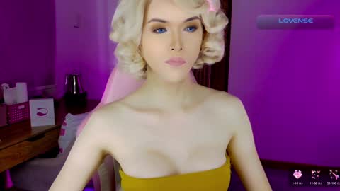 brionatop online show from 09/16/25, 10:44