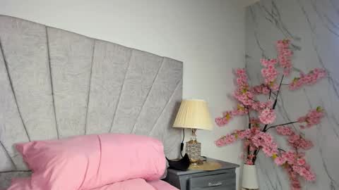 ANGIE online show from 11/08/25, 12:38