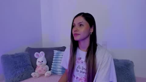 Brisa  online show from 11/14/25, 04:38