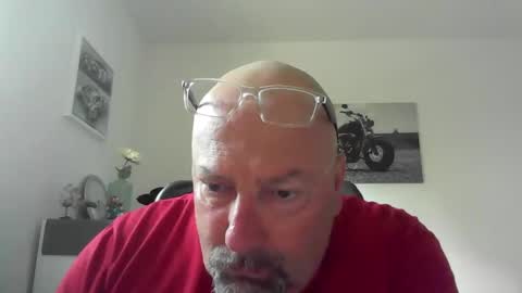 Snapshot of brisco1971 chatting on 05/11/26, 05:24 Brisco schner Schwanz online show from 05/11/26, 05:24