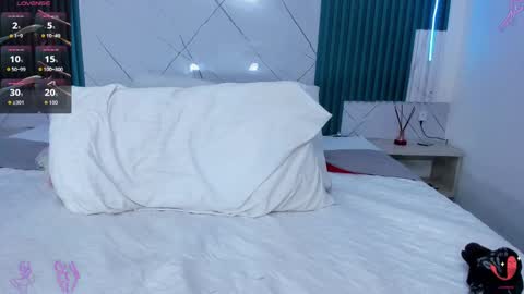 briseida_white online show from 11/06/25, 01:45