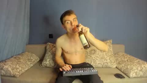 bristlebback online show from 10/25/25, 06:02