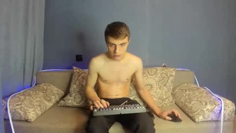 bristlebback online show from 10/29/25, 07:04