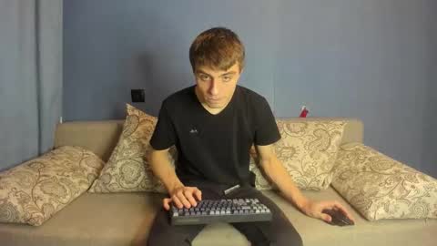 bristlebback online show from 11/18/25, 04:11