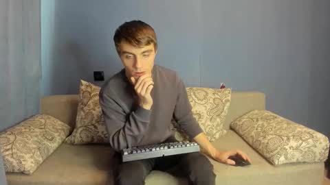 bristlebback online show from 12/01/25, 07:02