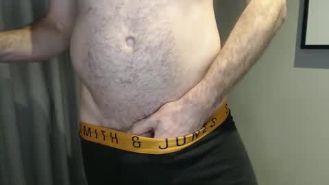 Snapshot of brit_dadbod chatting on 12/18/24, 10:02 brit_dadbod online show from 12/18/24, 10:02