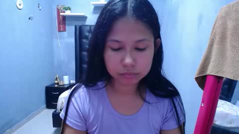 britanyx1 online show from 04/15/26, 07:58