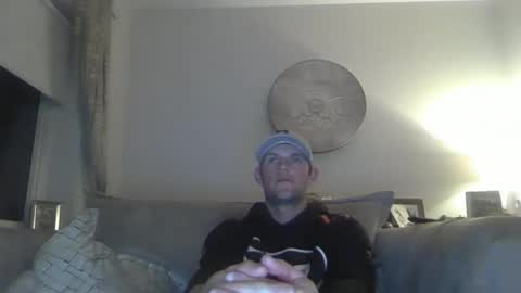 Snapshot of britbigdick1992 chatting on 04/25/26, 09:12 britbigdick1992 online show from 04/25/26, 09:12